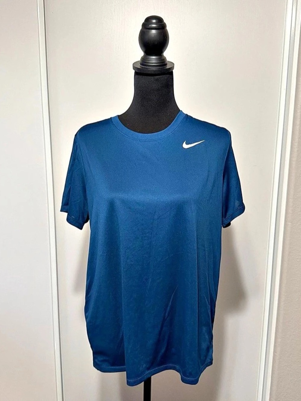 Nike Dri-FIT Legend Short Sleeve Tee in Teal/Greenish-Blue